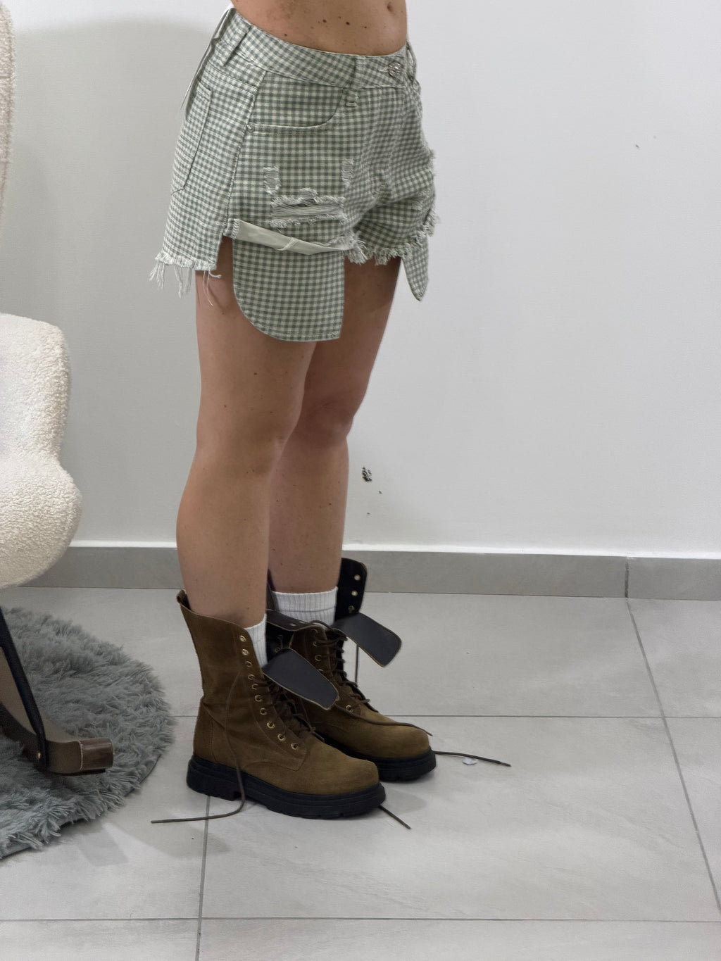 Short Vivienne