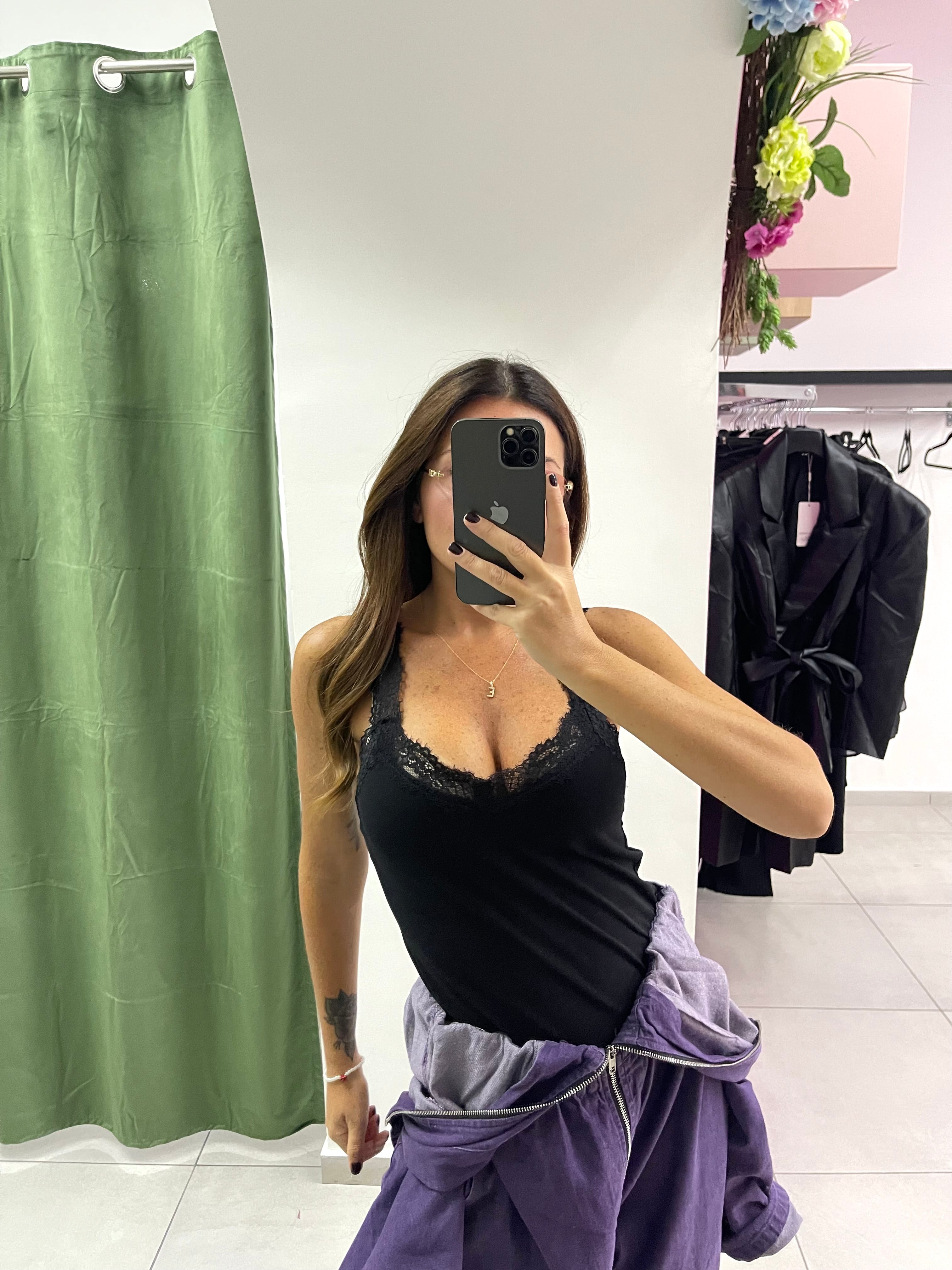 Canotta basic con merletto