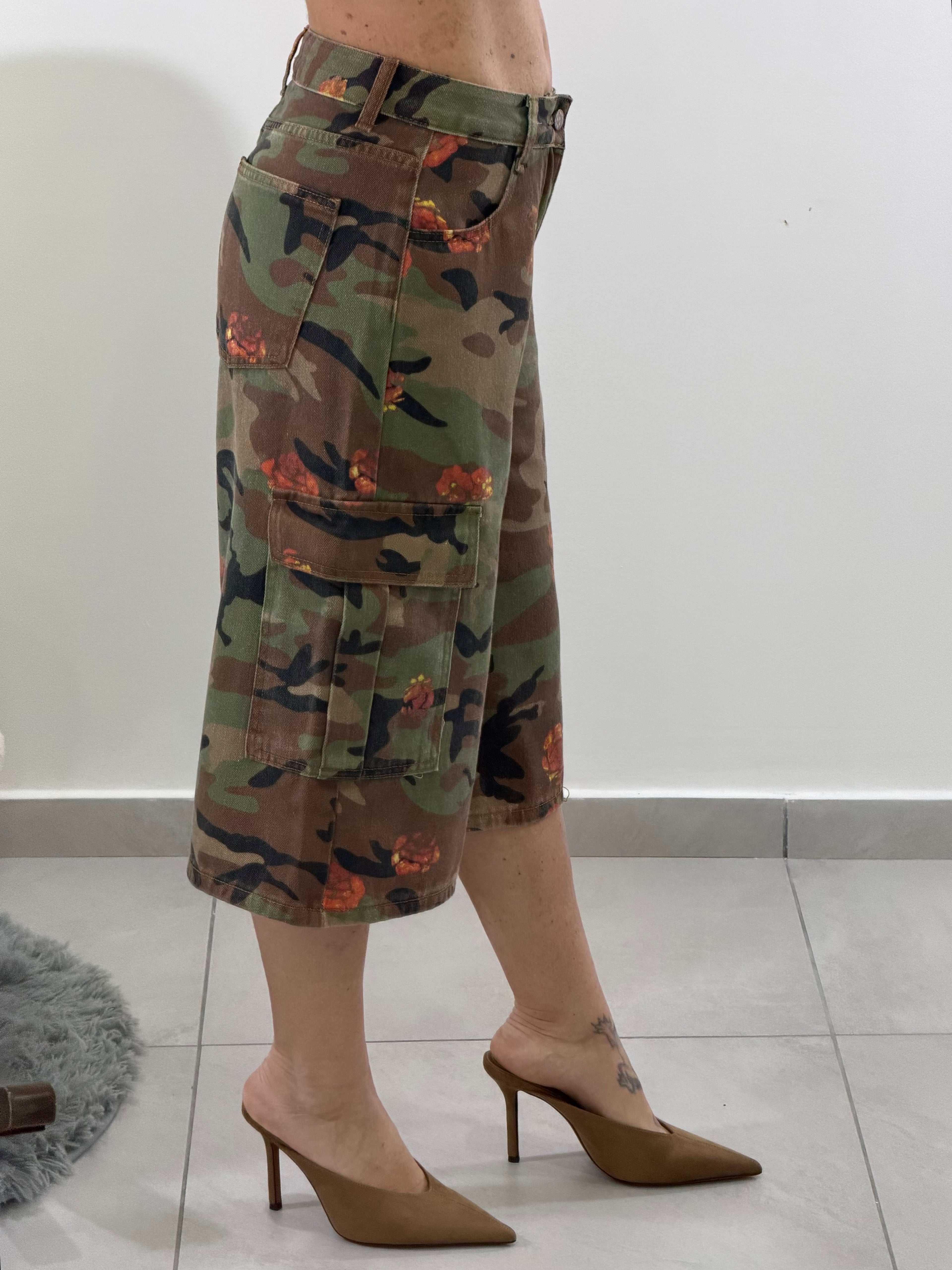 Bermuda Camo Flower