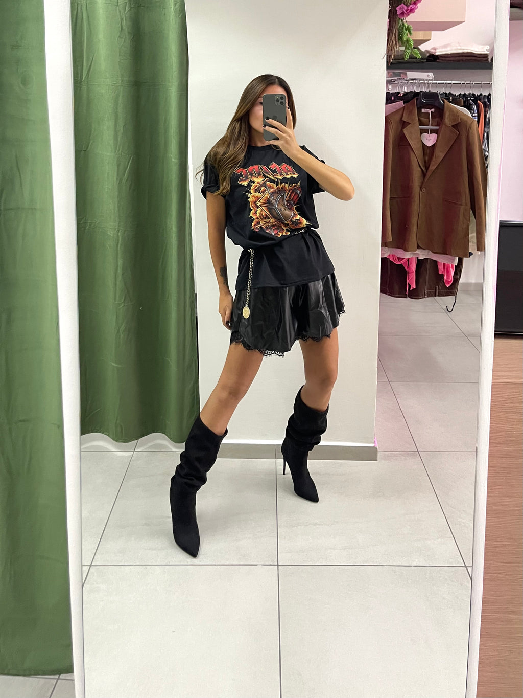 Short ecopelle pizzo