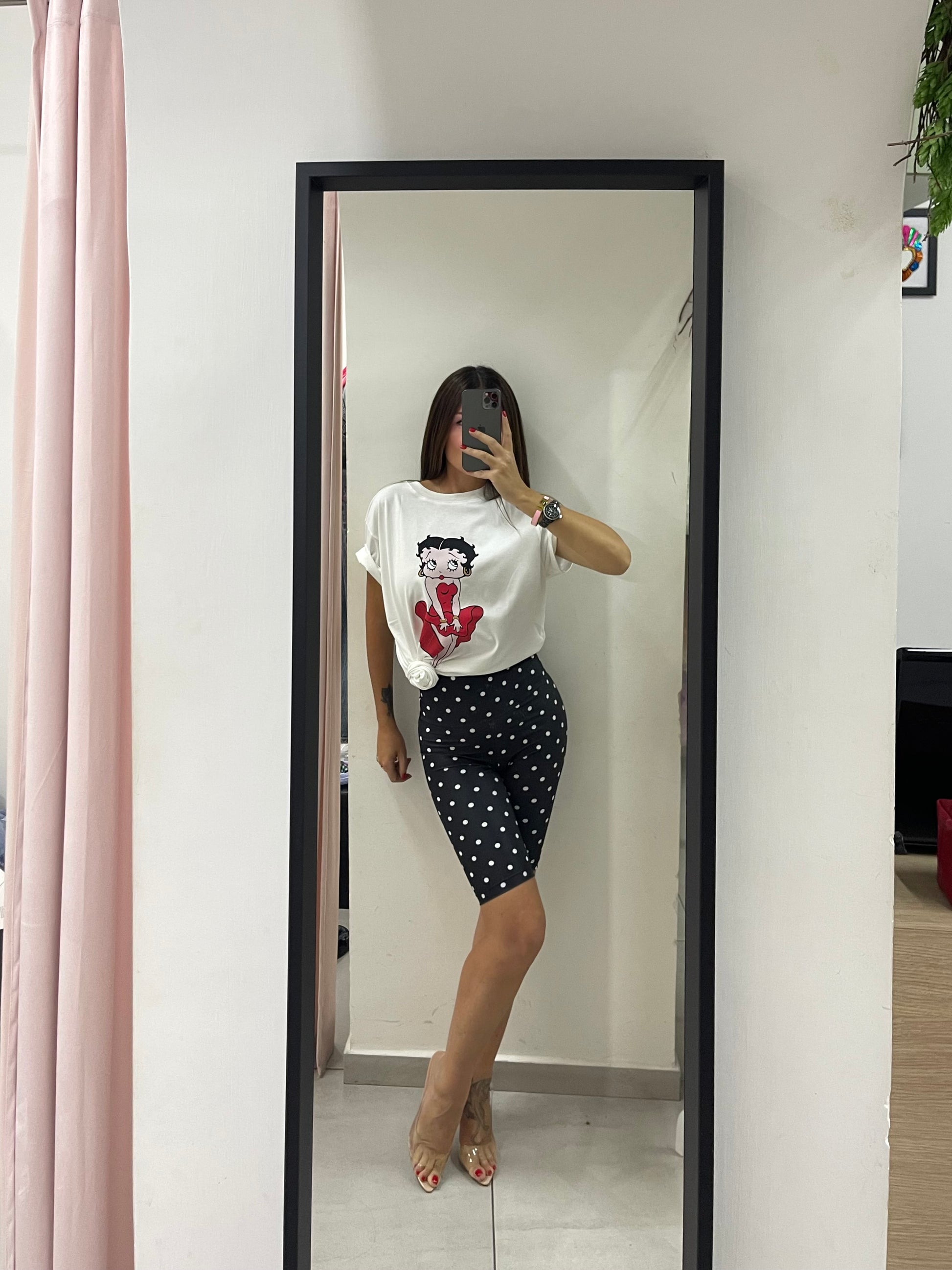 T-shirt Betty 2.0 by Berock