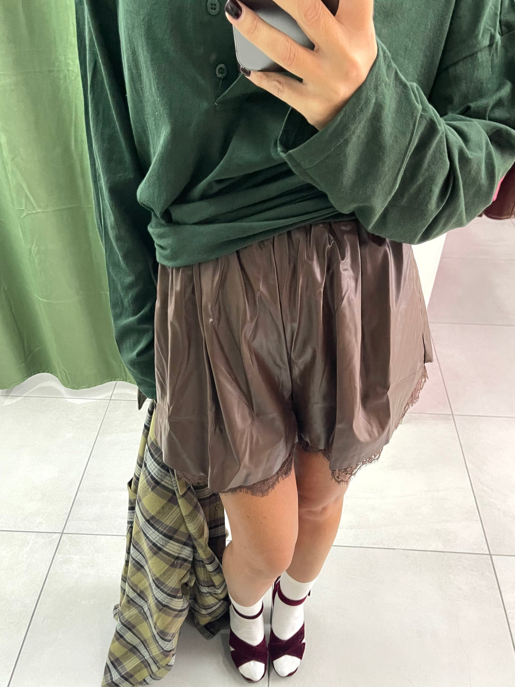 Short ecopelle pizzo