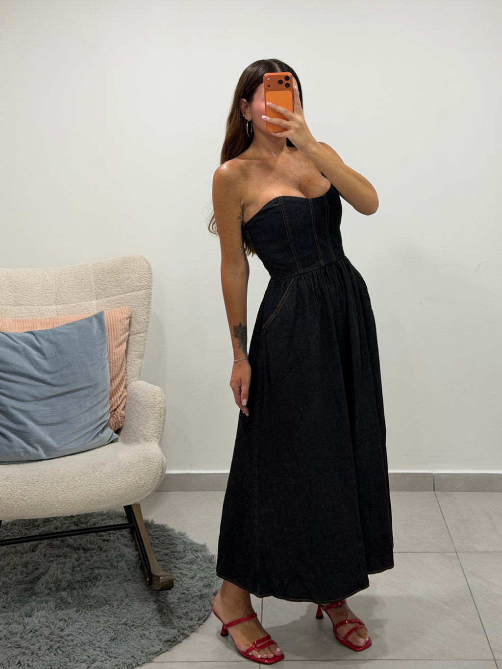 Dress Pin Up